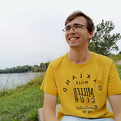 Matthias Tobler & Queer Niederbayern:
Wir stehen ein für eine Gesellschaft, in der alle Menschen unabhängig von ihrer Hautfarbe, ihrer Nationalität, ihrer Religion, körperlichen Eigenschaften, ihrer sexuellen Orientierung oder ihrer geschlechtlichen Identität leben können.
... und hier kommen Sie direkt zu meiner Präsentation. Matthias Tobler & Queer Niederbayern:
Wir stehen ein für eine Gesellschaft, in der alle Menschen unabhängig von ihrer Hautfarbe, ihrer Nationalität, ihrer Religion, körperlichen Eigenschaften, ihrer sexuellen Orientierung oder ihrer geschlechtlichen Identität leben können.
... und hier kommen Sie direkt zu meiner Präsentation.